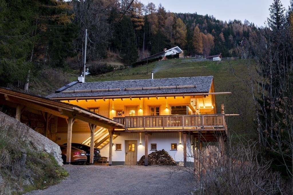 Wuidererhuettn, Charlet In Alleinlage Mit Freistehendem Saunahaus Großkirchheim المظهر الخارجي الصورة