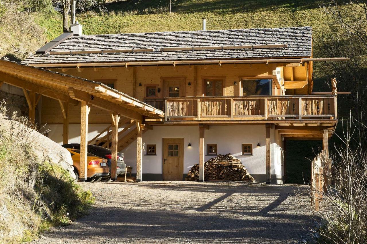 Wuidererhuettn, Charlet In Alleinlage Mit Freistehendem Saunahaus Großkirchheim المظهر الخارجي الصورة